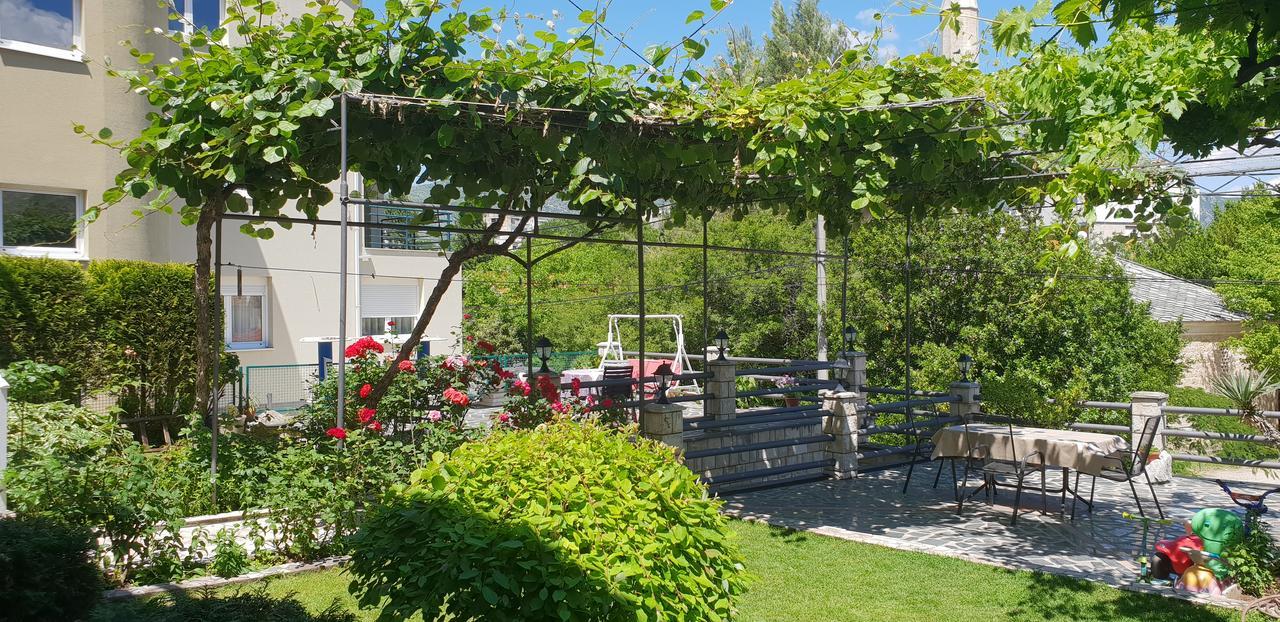 Accommodation Vesa Mostar Eksteriør billede